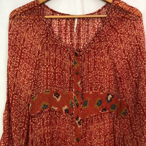 Free People Sheer Floral 3/4 Sleeve Buttons Crinkle Fabric Round Neckline XS - Picture 4 of 13